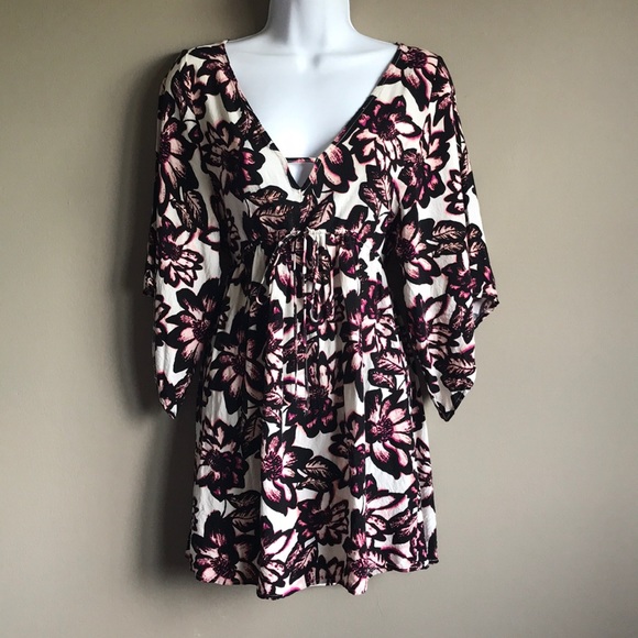 Abercrombie & Fitch Tops - Abercrombie & Fitch Floral Tunic Size XS
